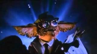 DanB Does &quot;New York, New York&quot; from Gremlins 2