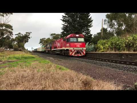 7AM5 with the Ghan NR109 leading at Moorabool Station
