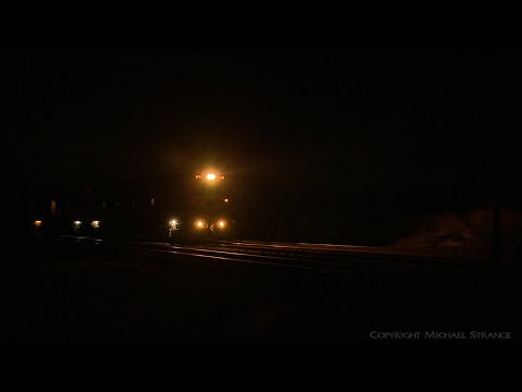 7737V Pacific National Grain Train At Night (24/4/2022) - PoathTV Australian Railways