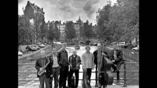 Amsterdam Klezmer Band ft. Shantel - Sadagora Hot Dub