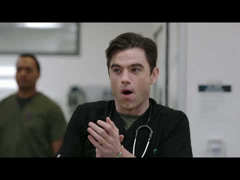 whitaker kills a rat | the pitt