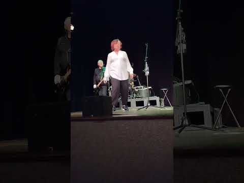 Petra Janů v Novém Bydžově - Jen stejné jméno