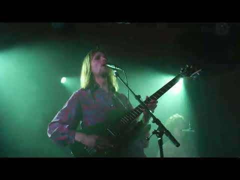 The Tambles - Listen (albumreleaseshow Scraping By)