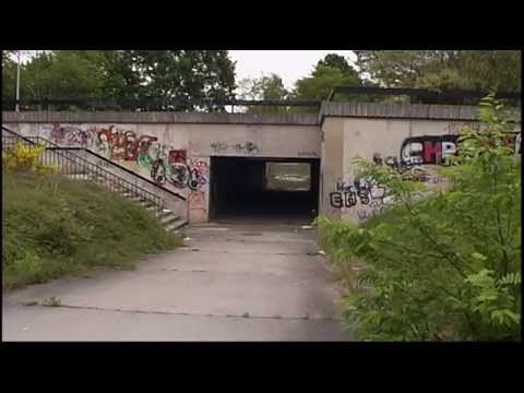 Abriss: Fußgängertunnel verschwindet - ELSTERWELLE