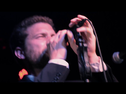 Low peak Charlie - Serijski perverznež levo desnih sredin [new video]