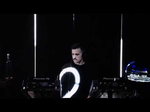 Symmetric livestream from Tokyo (SKG)