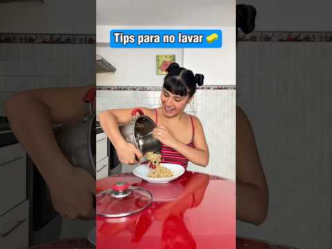 Funciona!🤣 Cuando no quieres lavar #shorts #humor #tiktokvideo #latina #comedia #peru #funny #fyp