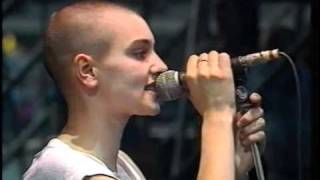 Sinead O&#39;Connor Jump in the river Live pinkpop &#39;88