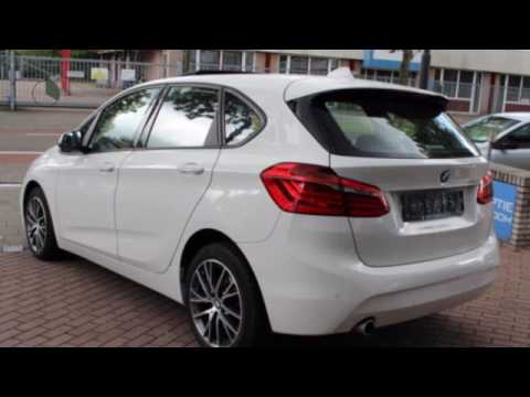 BMW 2 Serie Active Tourer 218d Clima Navigatie Panoramadak Afn. Trekhaak Xenon 17"LM 150Pk! ZONDAG A
