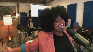 Night Time Is The Right Time (Ray Charles) Family Company feat. Jessica Childress