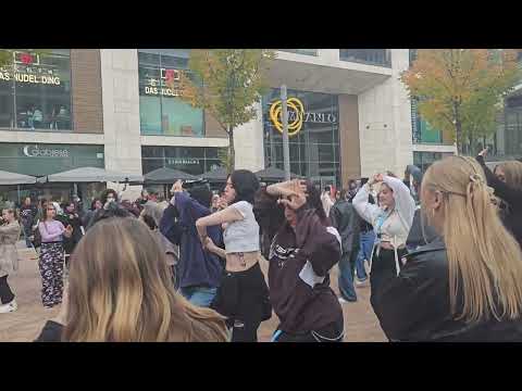 Flashmob Stuttgart Milaneo [Kpop]
