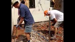 preview picture of video '11 GV Team Members from Australia Beat the Sri Lankan Heat to Volunteer'