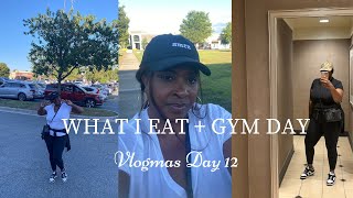 VLOG | Gym Day, Sore Muscles & Grocery Run | Vlogmas Day 12