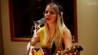 Silvina Moreno - Under The Bay Window (Acoustic)