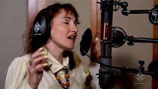 Video thumbnail for TELEFUNKEN Alchemy Microphone Series at Blackbird Studios (TF29, TF39, TF47, TF51) by TELEFUNKEN Elektroakustik