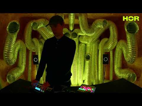 Posh Isolation - Croatian Amor (LIVE) | HÖR x AIAIAI Copenhagen Pop-up - October 25 / 2023