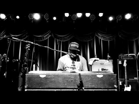 Soulive Feat. Nigel Hall - Everybody wants to rule the world @ Brooklyn Bowl BOWLIVE 4 - 3/9/13