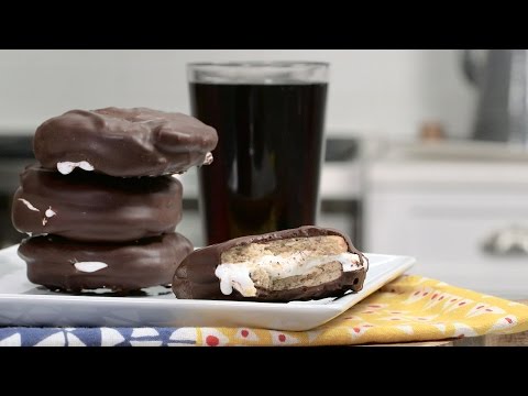 Homemade Moon Pies | Southern Living