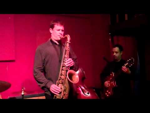 Eric Alexander sax solo - Eric Alexander Trio at Linda's Jazz Nights