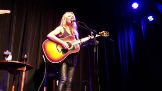 Deana Carter &quot;How Do I Get There&quot; live in concert Granbury Live Texas July 26, 2019