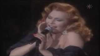 Todo Se Derrumbó Dentro De Mí Lyrics English Translation