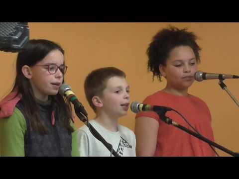 Bugale skol Diwan Kemperle e fest-noz Kankan