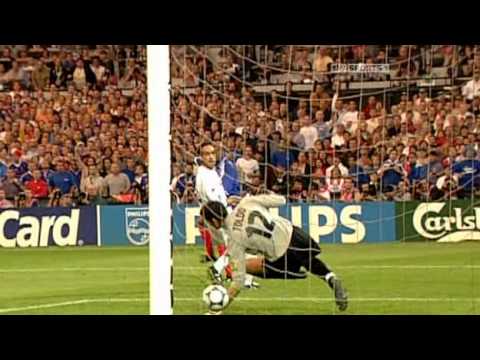Footballs Greatest - Zinedine Zidane (Documentary)