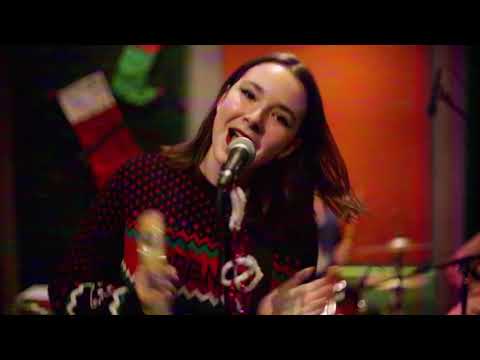 The Regrettes video