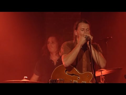 The Teskey Brothers  in concert , Paris , 01/02/2020.