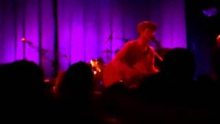 Clap Your Hands Say Yeah - In a Motel