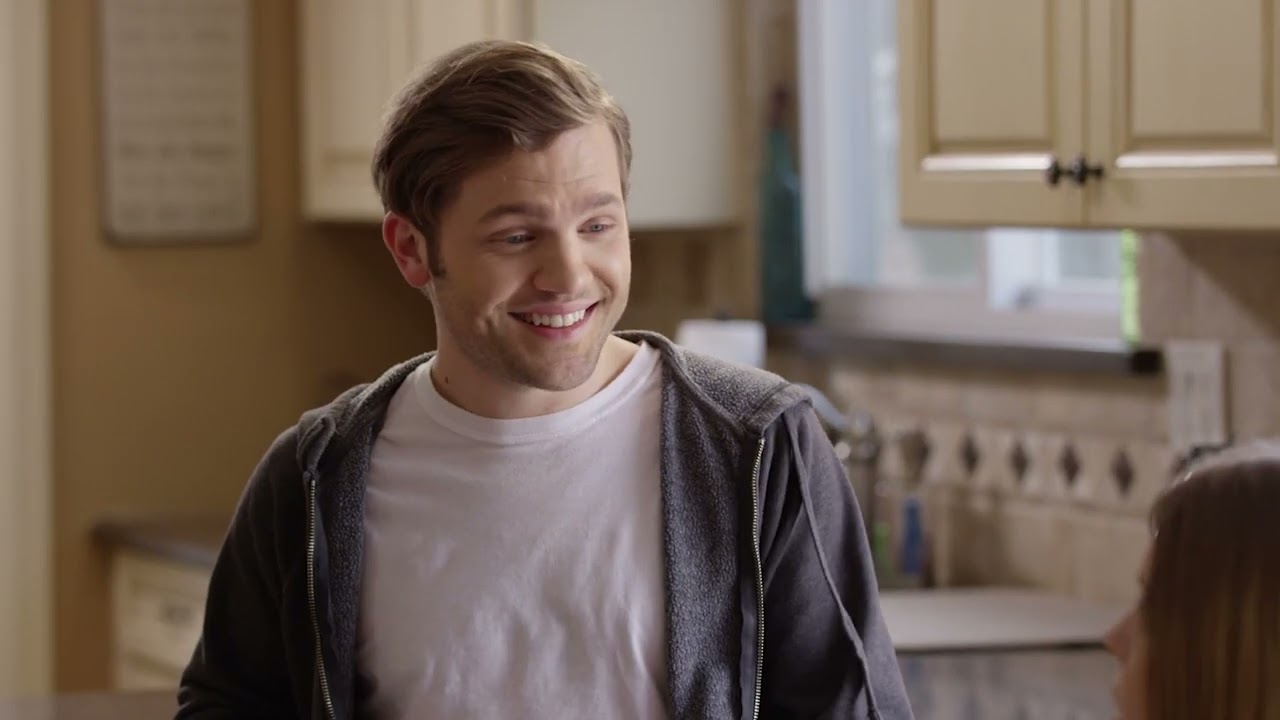 A Holiday Homecoming Trailer