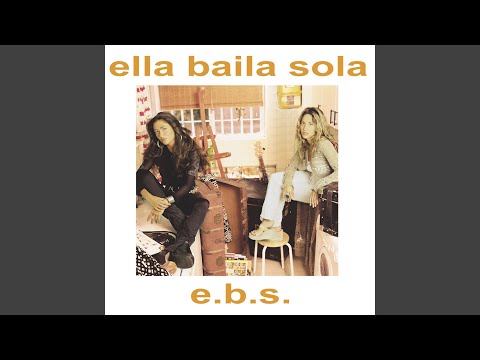 A Mi Ritmo - Ella Baila Sola