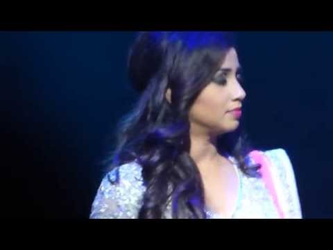 download lagu mp3 mp4 Shreya Ghoshal Piya O Re Piya, download lagu Shreya Ghoshal Piya O Re Piya gratis, unduh video klip Download Shreya Ghoshal Piya O Re Piya Mp3 dan Mp4 Full Gratis