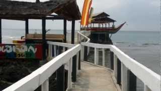 preview picture of video 'Bulakan Beach House 07Oct2012.mp4'