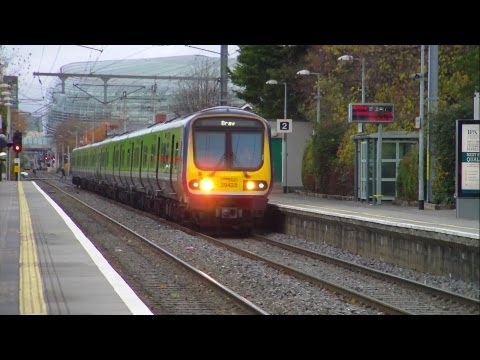 Irish Rail 29000 Class DMU 29425 - Sandymount Station, Dublin