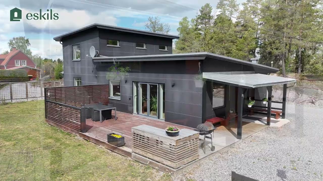 7 rum Villa på Bodalavägen 8 Flacksta Eskilstuna kommun - video