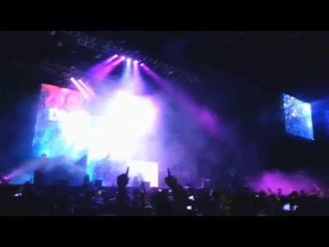 Dimitry Vegas & Like Mike ( Pepsi Center ) - One Day Madness
