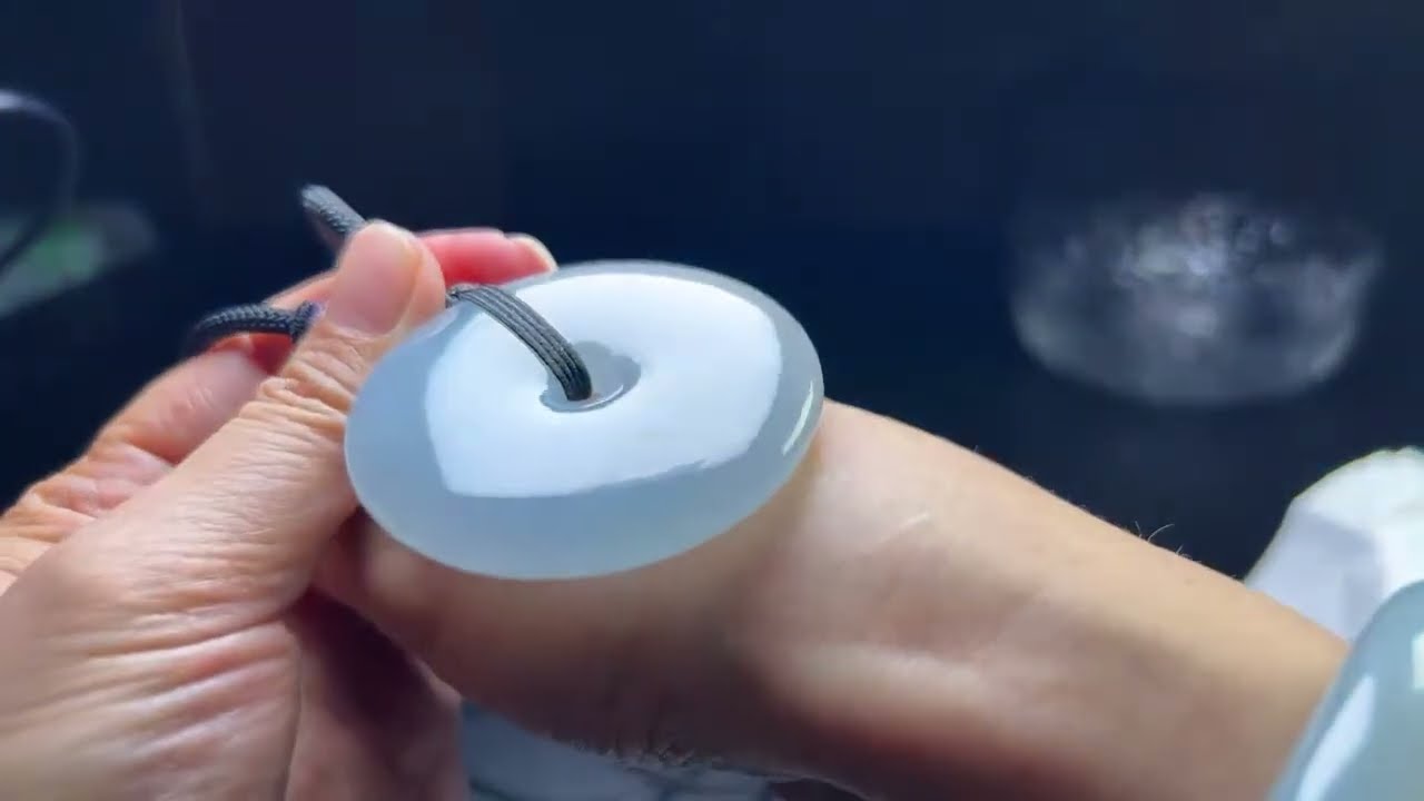 翡翠直播丨翡翠玉石：走進翡翠手鐲源頭工廠撿漏，腕間風情，萬千美鐲任您選｜jewellery｜玉鐲 玉器｜賭石 原石｜珠寶 首飾｜8月22日晚班静静