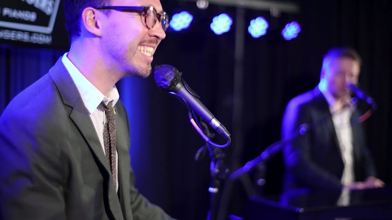 Promotional video thumbnail 5 for Ian Benjamin - Singing Pianist