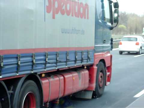 Uhlhorn Spedition überholt Uhlhorn Ligistik.MOV