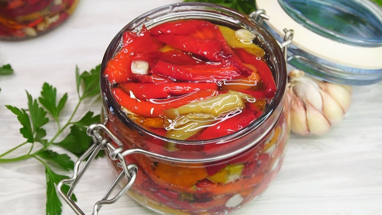 Такая заготовка У нас не задерживается, сколько бы я не приготовила, съедаем еще до нового года!