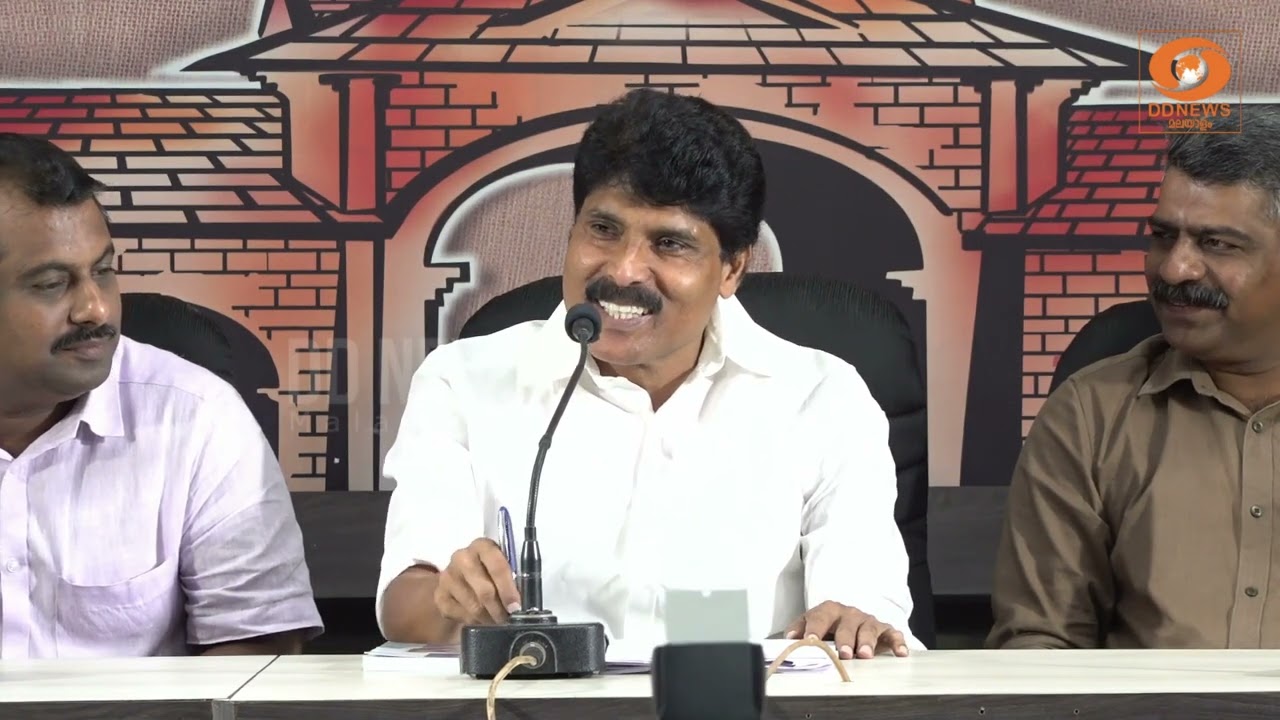 വനിത കർഷക പദ്ധതി രൂപീകരിക്കും; കൃഷി വകുപ്പിനെ കർഷകർ?