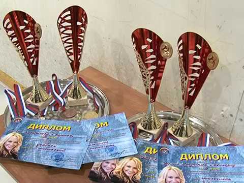 Куряне взяли золото на открытом чемпионате региона по фигурному катанию