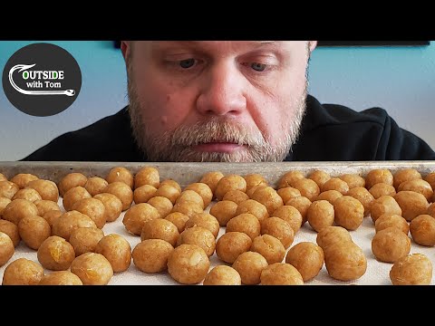 SIMPLE Homemade Boilies and Popups! (Carp Fishing)