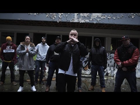 Rivo - Ykkösnyrkki ft. Nikke Ankara, Jussi Kuoma, Mängi, Eepi Boloks, MC Kajo, Altis & Skandaali