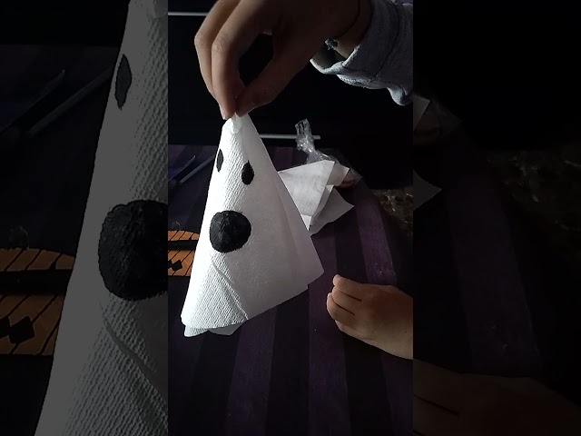 Vídeo relacionado con PARTY GO Platos y Servilletas de Halloween 50 PIEZAS, Platos de Papel de 9 pulgadas y Servilletas de Papel, Vajilla de Fiesta con Calabaza Monstruo Murciélago Calavera y Fantasma para Decoraciones de