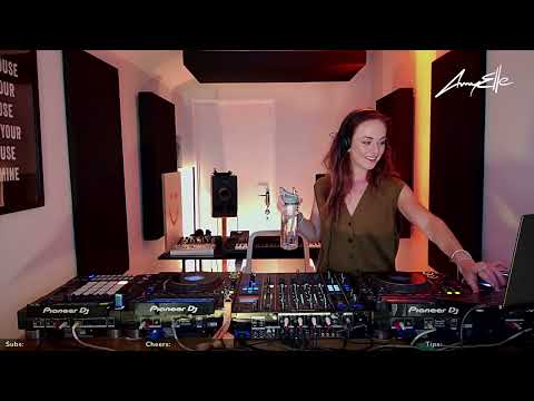 AmyElle Mix – Melodic x Deep x Progressive House | Live Set [07.08.25]