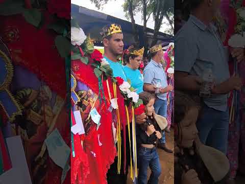 Folia de Reis Itaguari Goiás #foliadereis #devotos #santosreis https://vt.tiktok.com/ZS5CX6uWA/