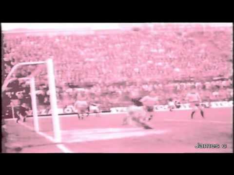 Bologna Fc 1909 Ezio Pascutti segnò consecutivamente per le prime 10 giornate 12 gol, record