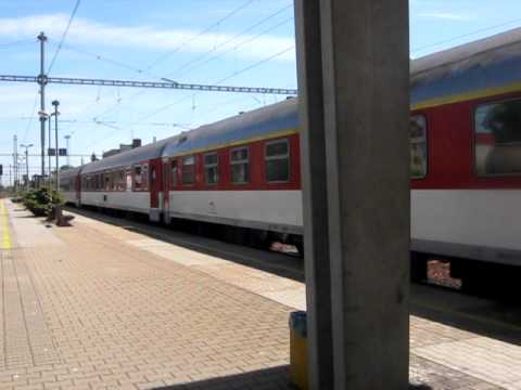 Odjezd vlaku EuroCity 136 Moravia ze stanice Hodonín